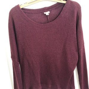 Maroon sweater